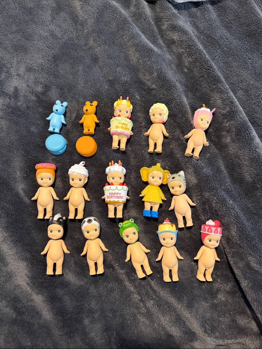 Set of 15 Sonny angels including 2 rare Robby’s 100% authentic